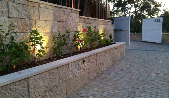 Concrete Retaining Walls Experts-Palm Beach Custom Concrete Contractors